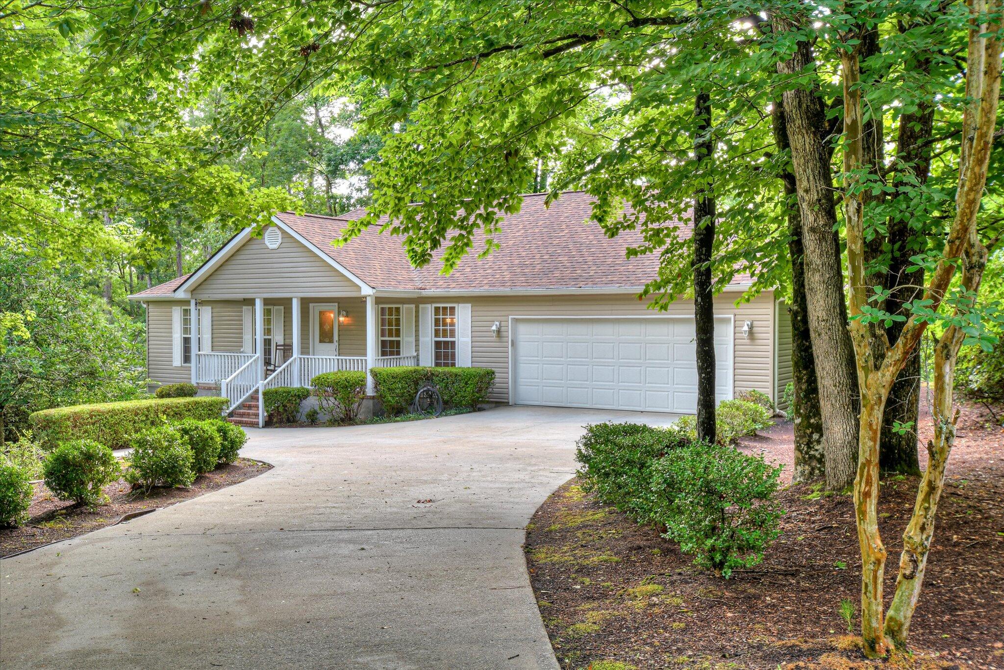 160 Crescent Drive McCormick, SC 29835 - Photo 2 of 58 02-202