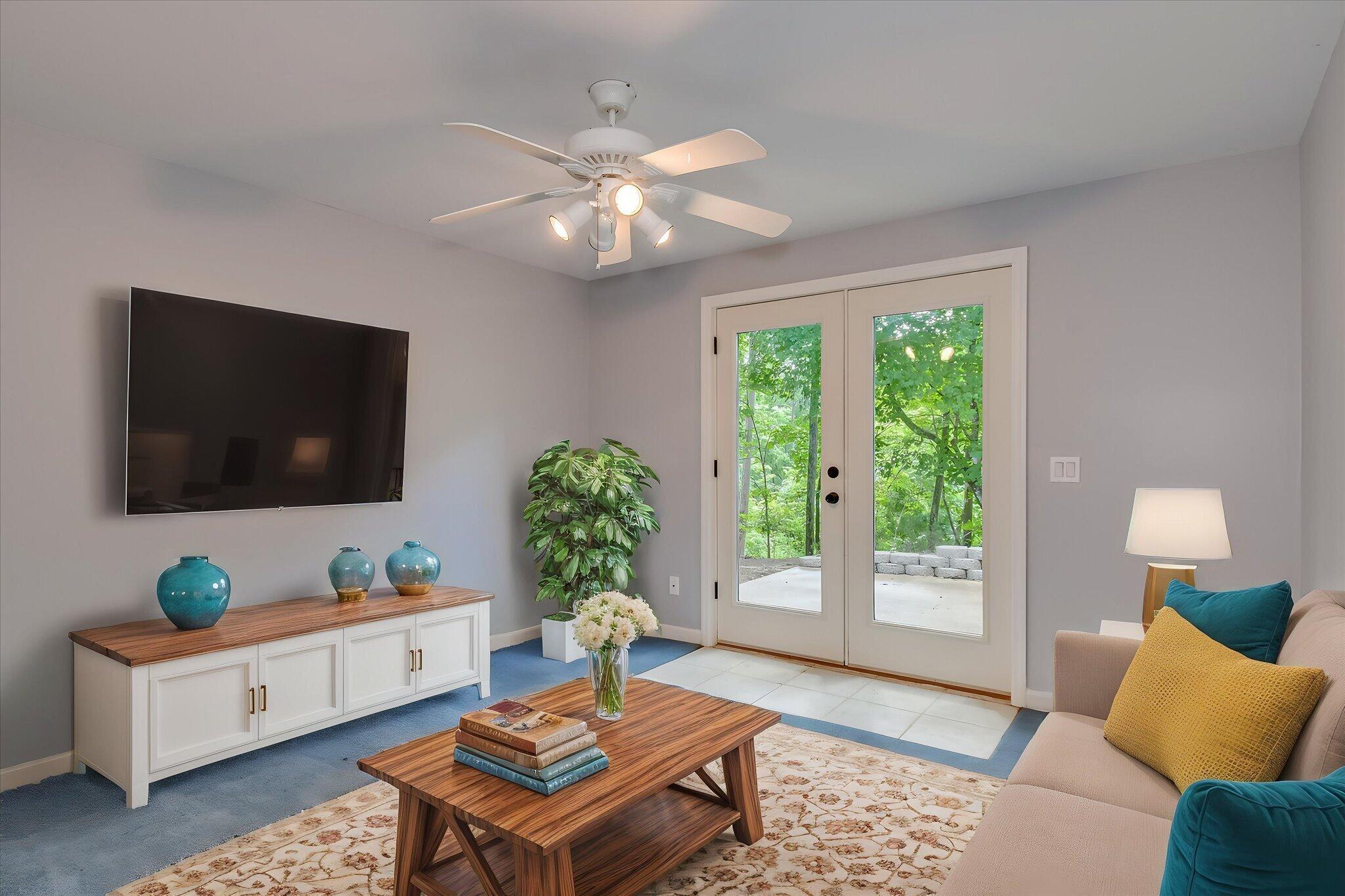 160 Crescent Drive McCormick, SC 29835 - Photo 41 of 58 41-Living - Living Room - Standard - 7