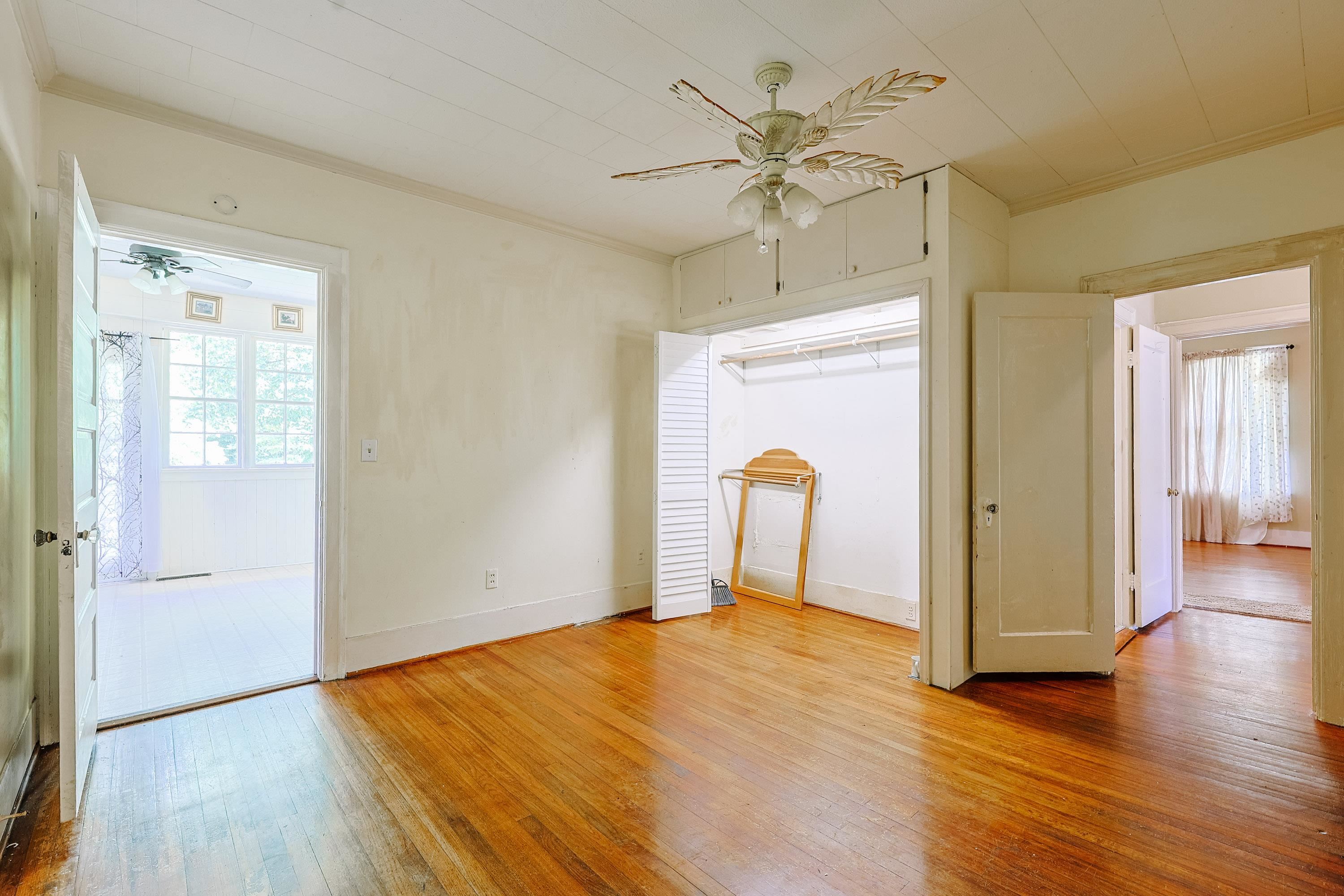 305 North Main Street Hemingway, SC 29554 - Photo 28 of 37