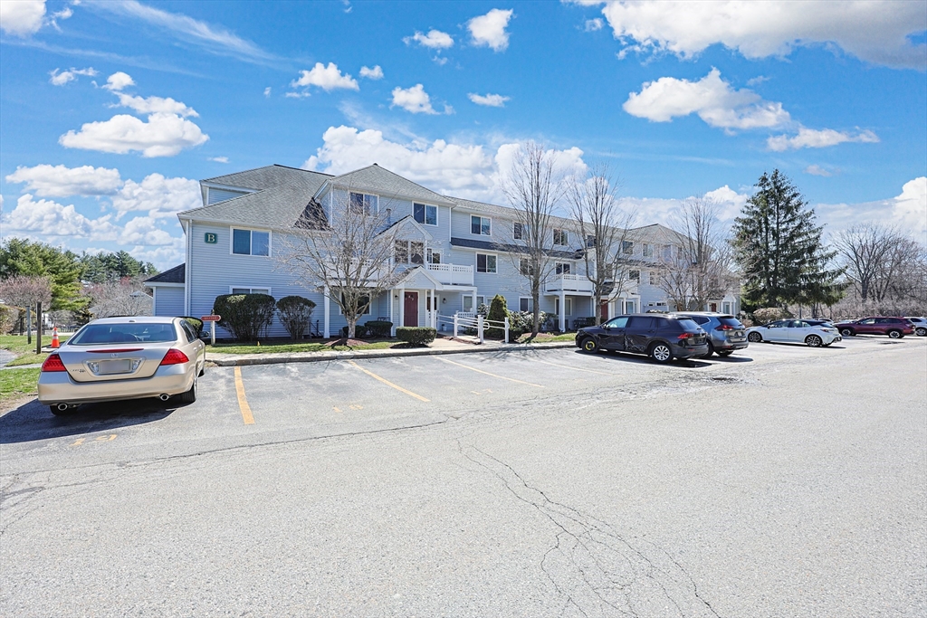 360 Littleton Road, Unit B7 Chelmsford, MA 01824 - Photo 5 of 27