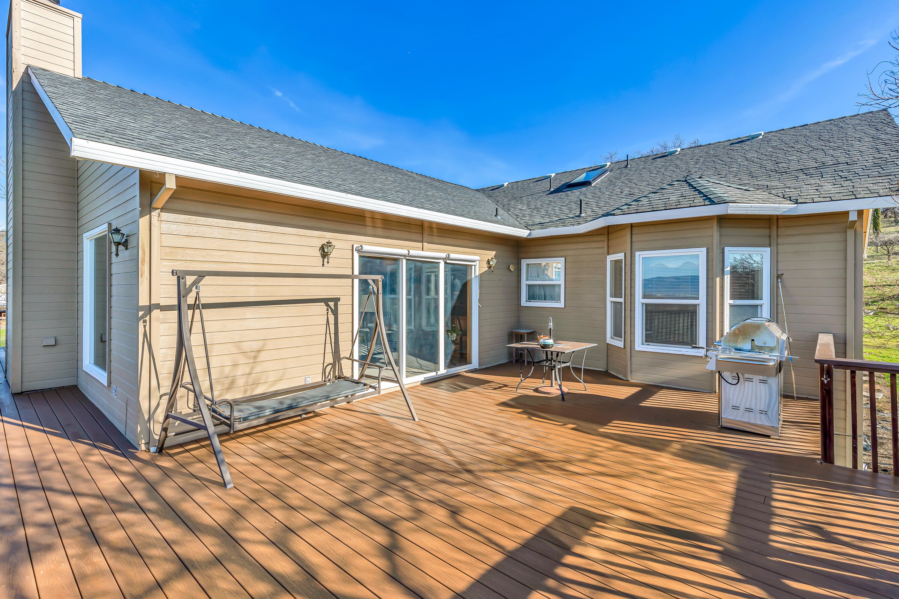 924 West Linn Road Eagle Point, OR 97524 - Photo 13 of 58 9R9A5250