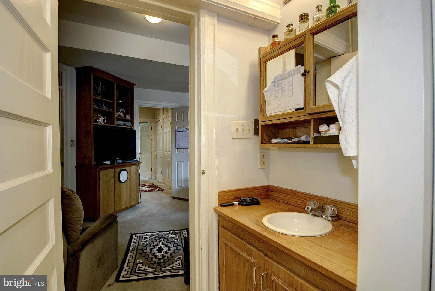 120 3rd Street Northeast Washington, DC 20002 - Photo 15 of 30 Bath (Master)