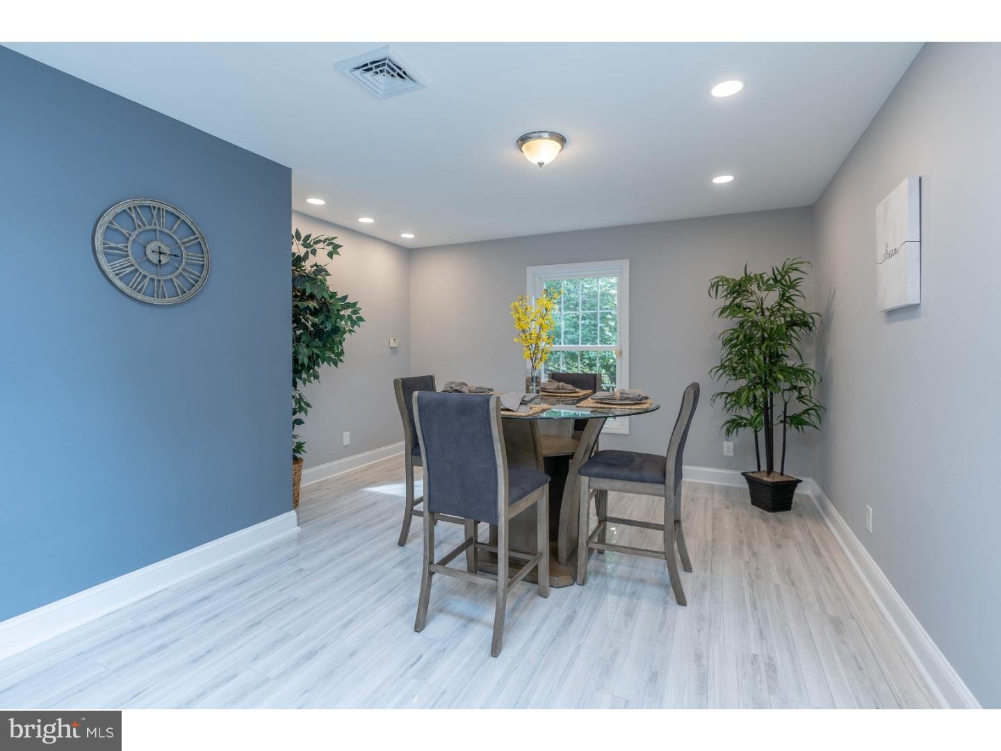 14 Pennington Lawrenceville Road Pennington, NJ 08534 - Photo 11 of 25 Breakfast Room