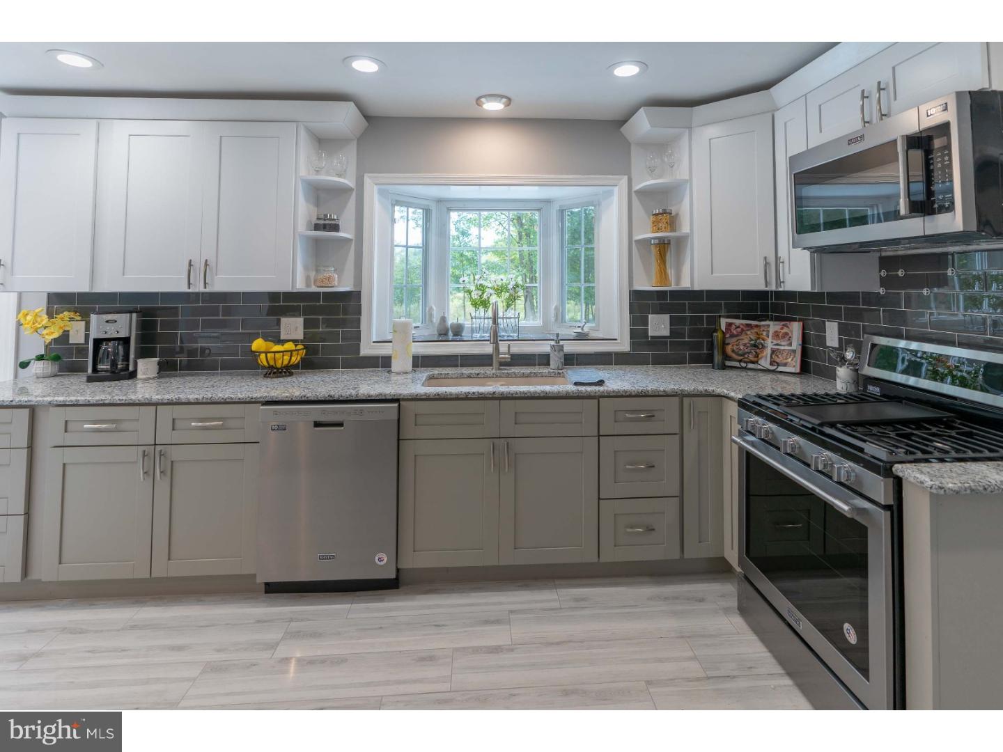 14 Pennington Lawrenceville Road Pennington, NJ 08534 - Photo 9 of 25 Kitchen