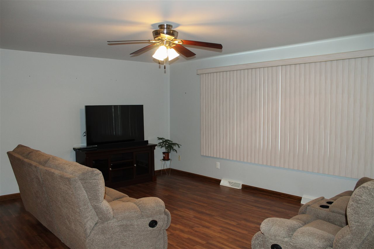 2505 Lone Road Freeland, MI 48623 - Photo 17 of 43 31373942-16.JPG