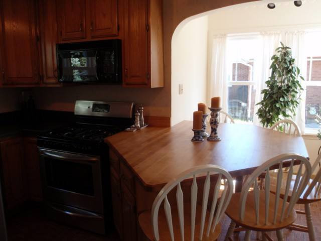 11 New Shaker Road Colonie, NY 12205 - Photo 3 of 12 Photo 3