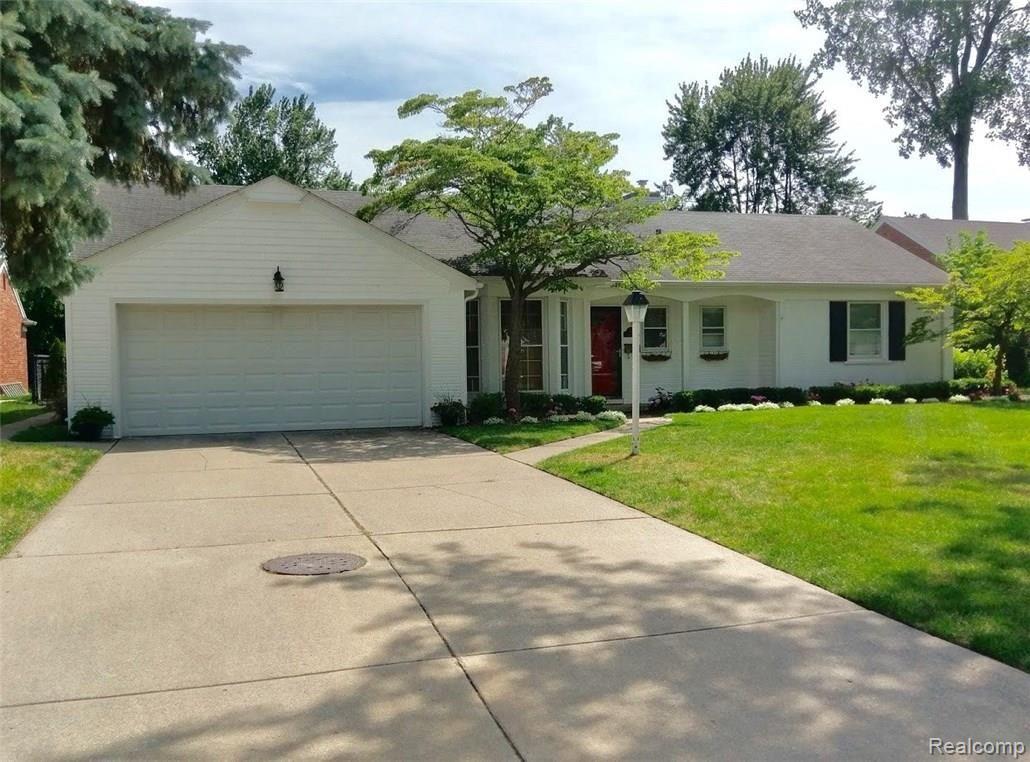 677 Shoreham Road Grosse Pointe, MI 48236 - Photo 11 of 32 Main2.jpg