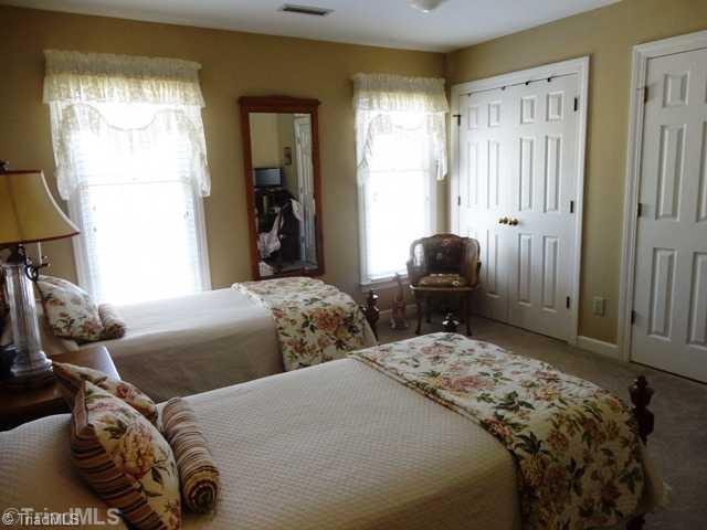 1235 Gatehouse Road High Point, NC 27262 - Photo 14 of 16 3rd Bedroom. Guest room. Double closets.