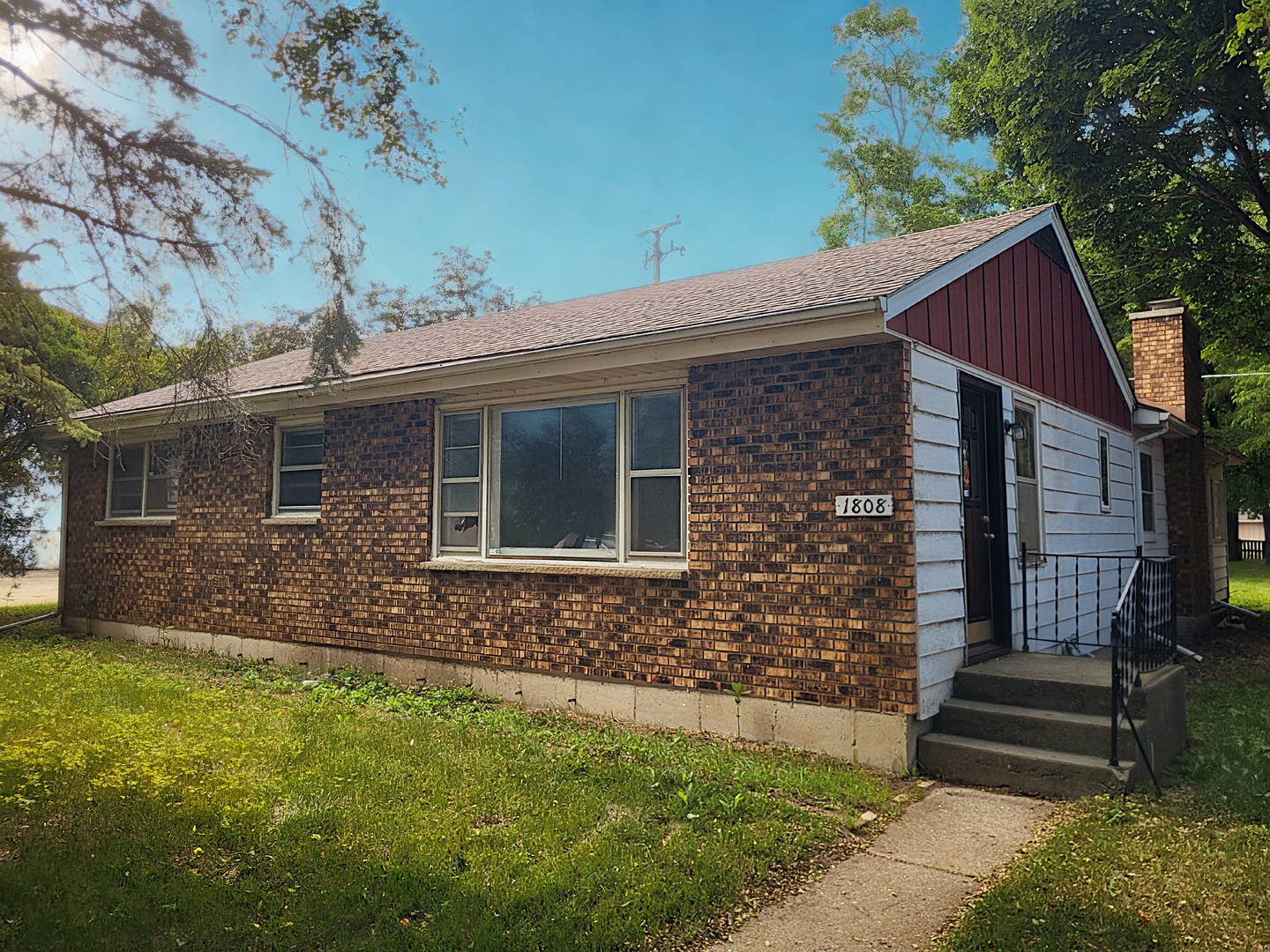 1808 13th Street Winthrop Harbor, IL 60096 - Photo 1 of 28