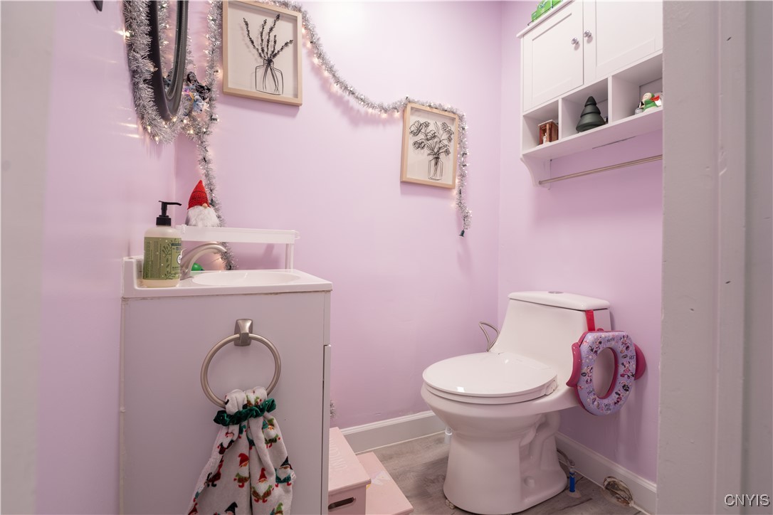 402 North Jay Street Rome, NY 13440 - Photo 17 of 49