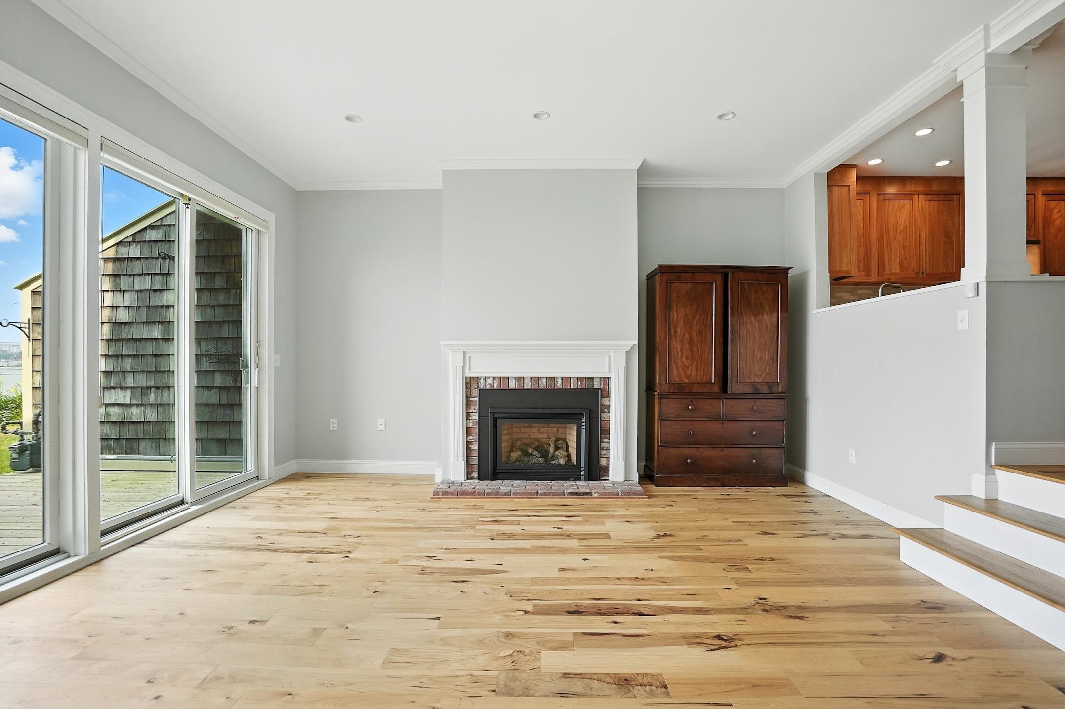9 Harbor Watch Road Burlington, VT 05401 - Photo 11 of 57 Gallery Image 11