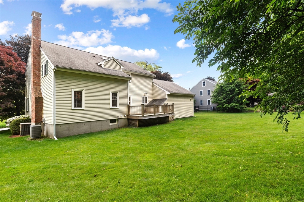 4 Bicentennial Drive Lexington, MA 02421 - Photo 34 of 35