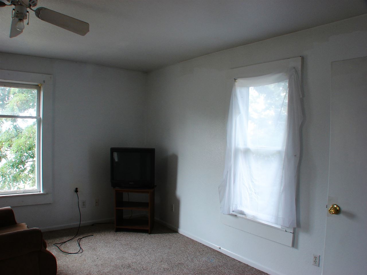 109 Riverside Drive Alma, MI 48801 - Photo 13 of 21 1868933-12.JPG