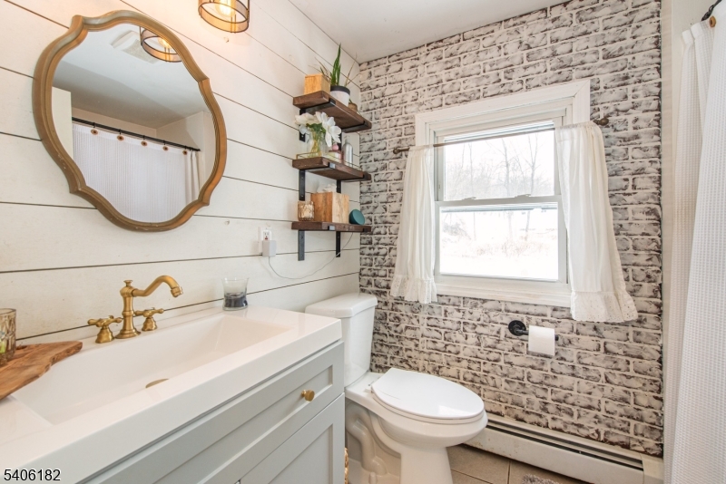 3 Bear Pond Trail Hopatcong, NJ 07821 - Photo 12 of 46