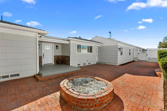 $1,469,000 | 874 Hacienda Drive, El Cajon, CA 92020