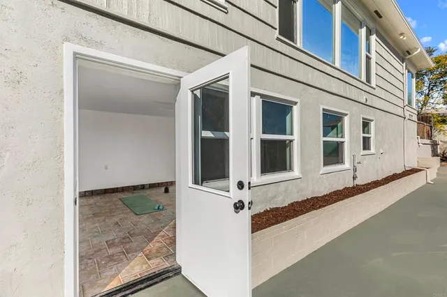 $1,469,000 | 874 Hacienda Drive, El Cajon, CA 92020