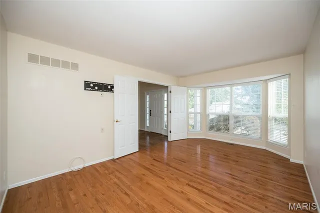 $430,000 | 999 Reddington Oaks Court, St. Charles, MO 63304