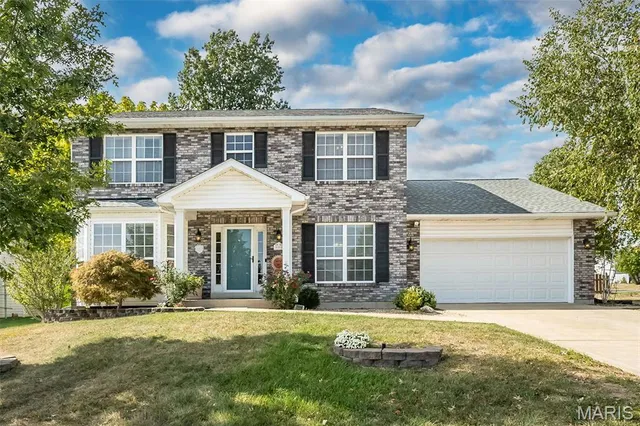 $430,000 | 999 Reddington Oaks Court, St. Charles, MO 63304