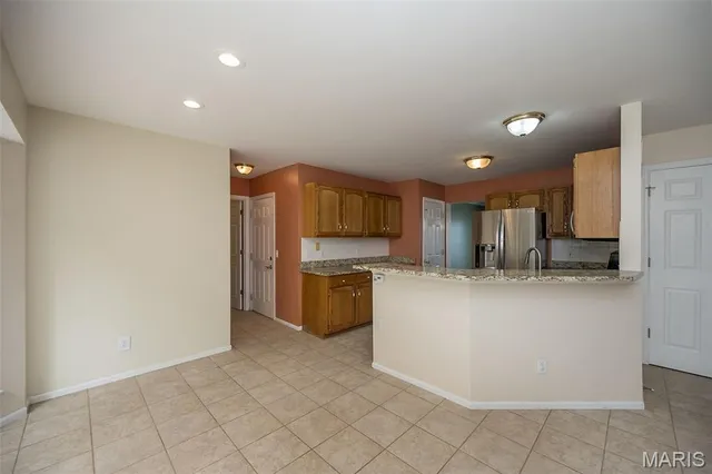 $430,000 | 999 Reddington Oaks Court, St. Charles, MO 63304