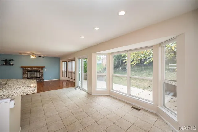 $430,000 | 999 Reddington Oaks Court, St. Charles, MO 63304