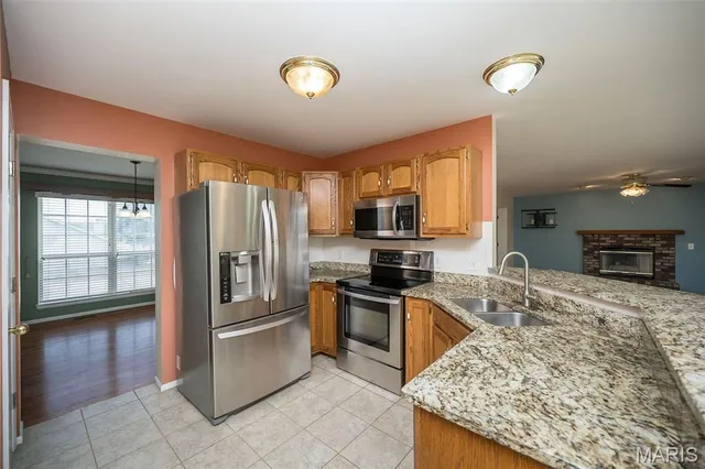 $430,000 | 999 Reddington Oaks Court, St. Charles, MO 63304