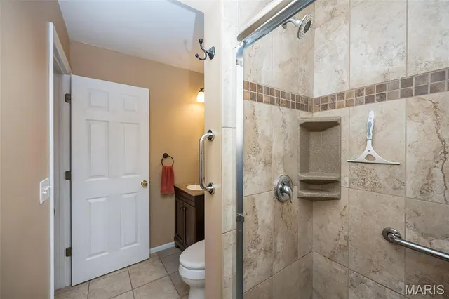 $430,000 | 999 Reddington Oaks Court, St. Charles, MO 63304