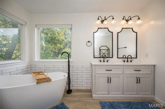 $430,000 | 999 Reddington Oaks Court, St. Charles, MO 63304