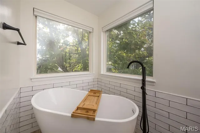 $430,000 | 999 Reddington Oaks Court, St. Charles, MO 63304