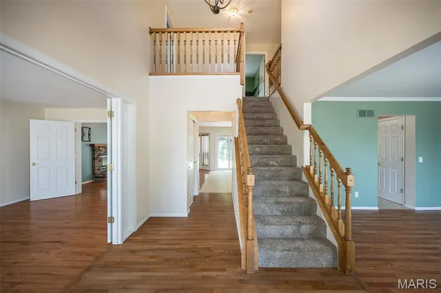 $430,000 | 999 Reddington Oaks Court, St. Charles, MO 63304