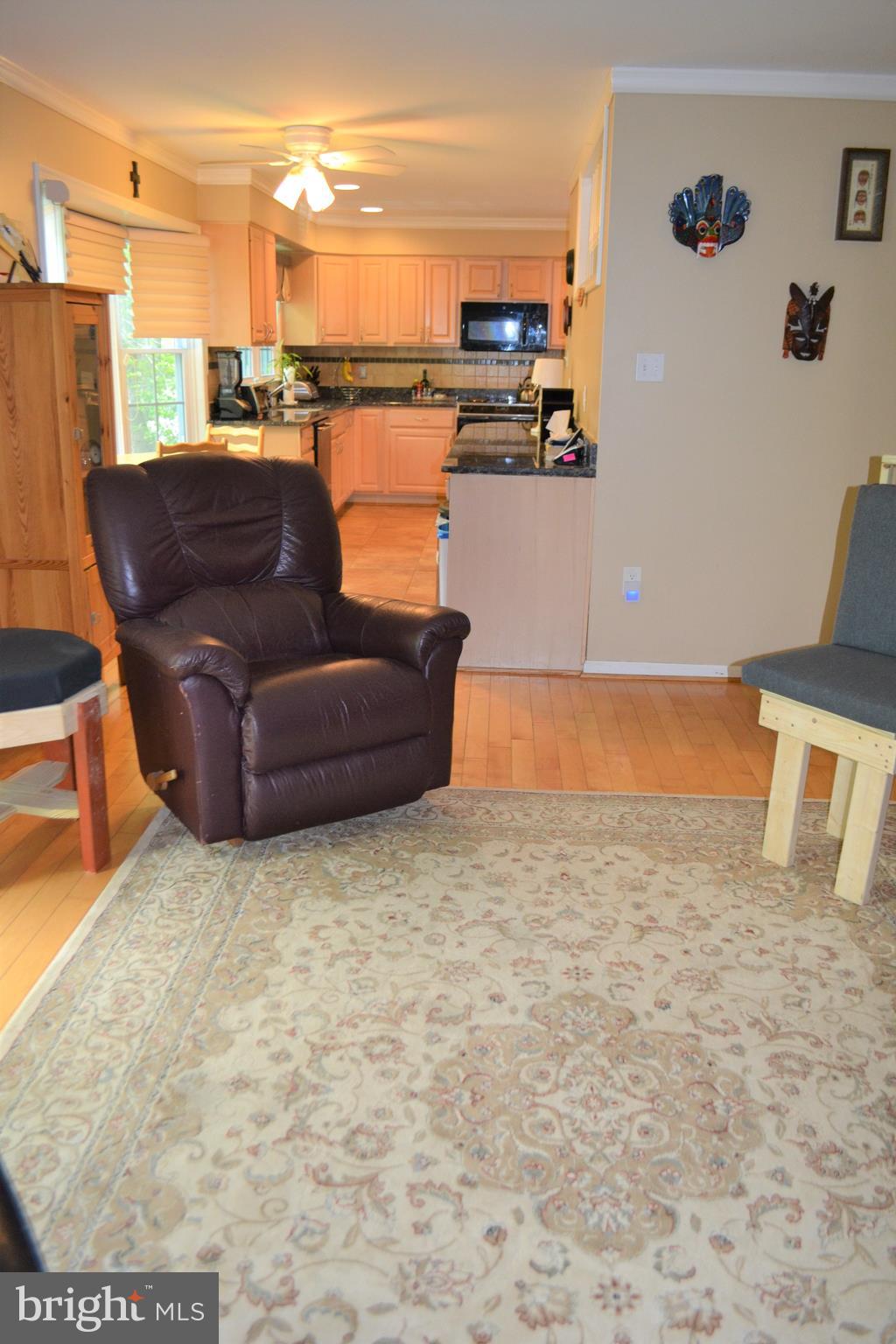 10106 Marshall Pond Road Burke, VA 22015 - Photo 22 of 94 Gallery Image 22