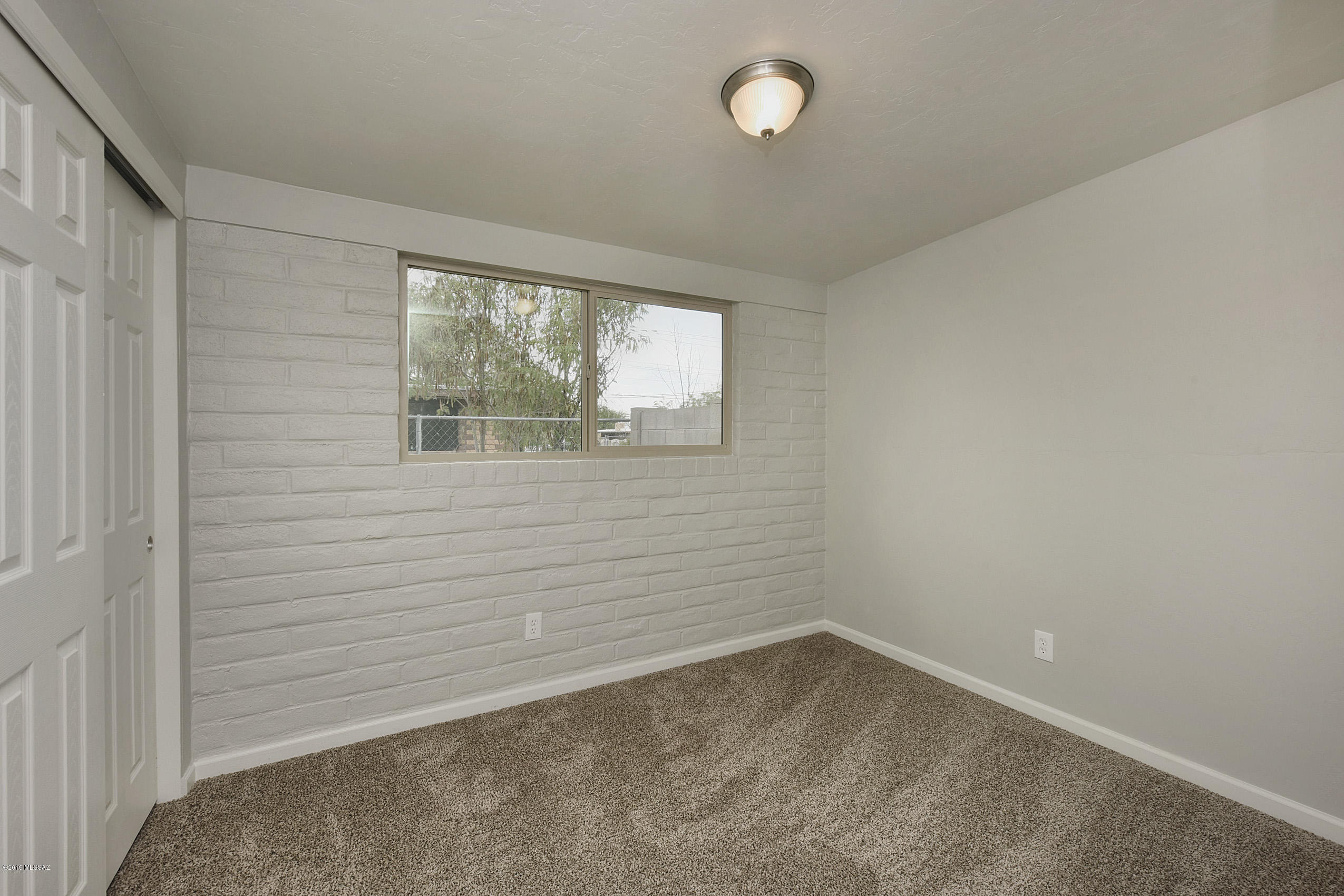9 East Corona Road Tucson, AZ 85756 - Photo 16 of 22 Gallery Image 16