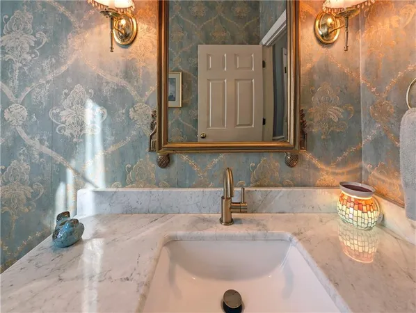 $510,000 | 502 Independence Court, Valencia, PA 16059