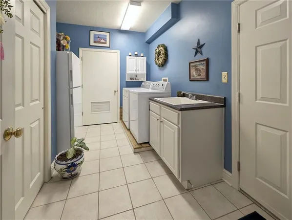 $510,000 | 502 Independence Court, Valencia, PA 16059