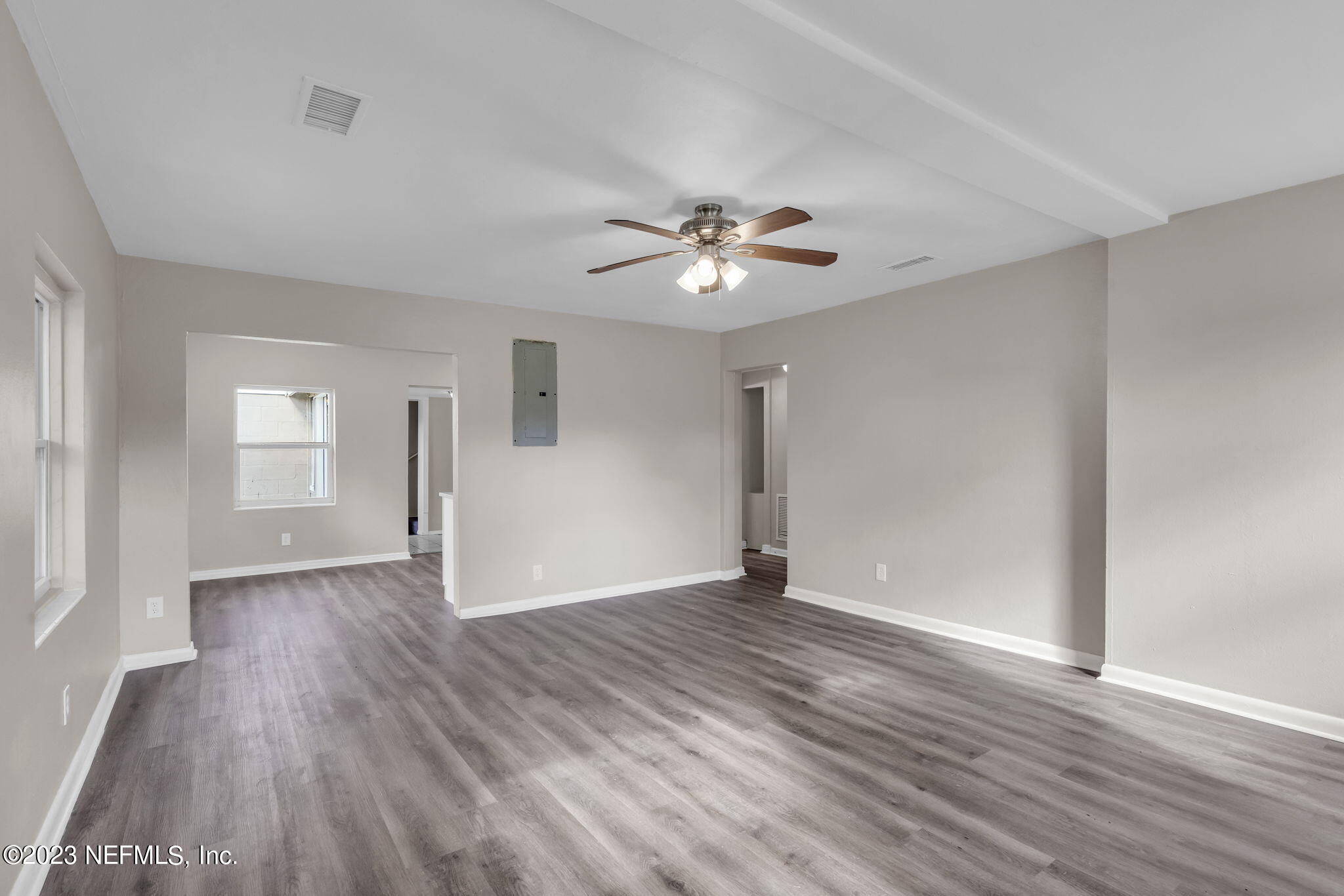 2350 Somerset Road Jacksonville, FL 32210 - Photo 5 of 32 6-web-or-mls-2350 Somerset_006