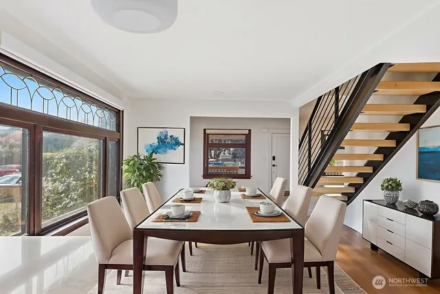 $3,850 | 11738 Phinney Avenue North, Unit A, Seattle, WA 98133