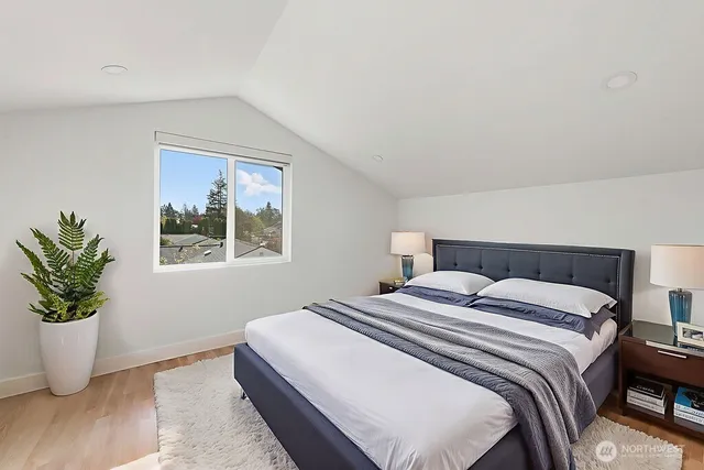 $3,850 | 11738 Phinney Avenue North, Unit A, Seattle, WA 98133