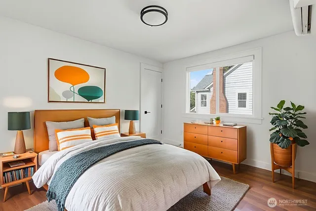 $3,850 | 11738 Phinney Avenue North, Unit A, Seattle, WA 98133