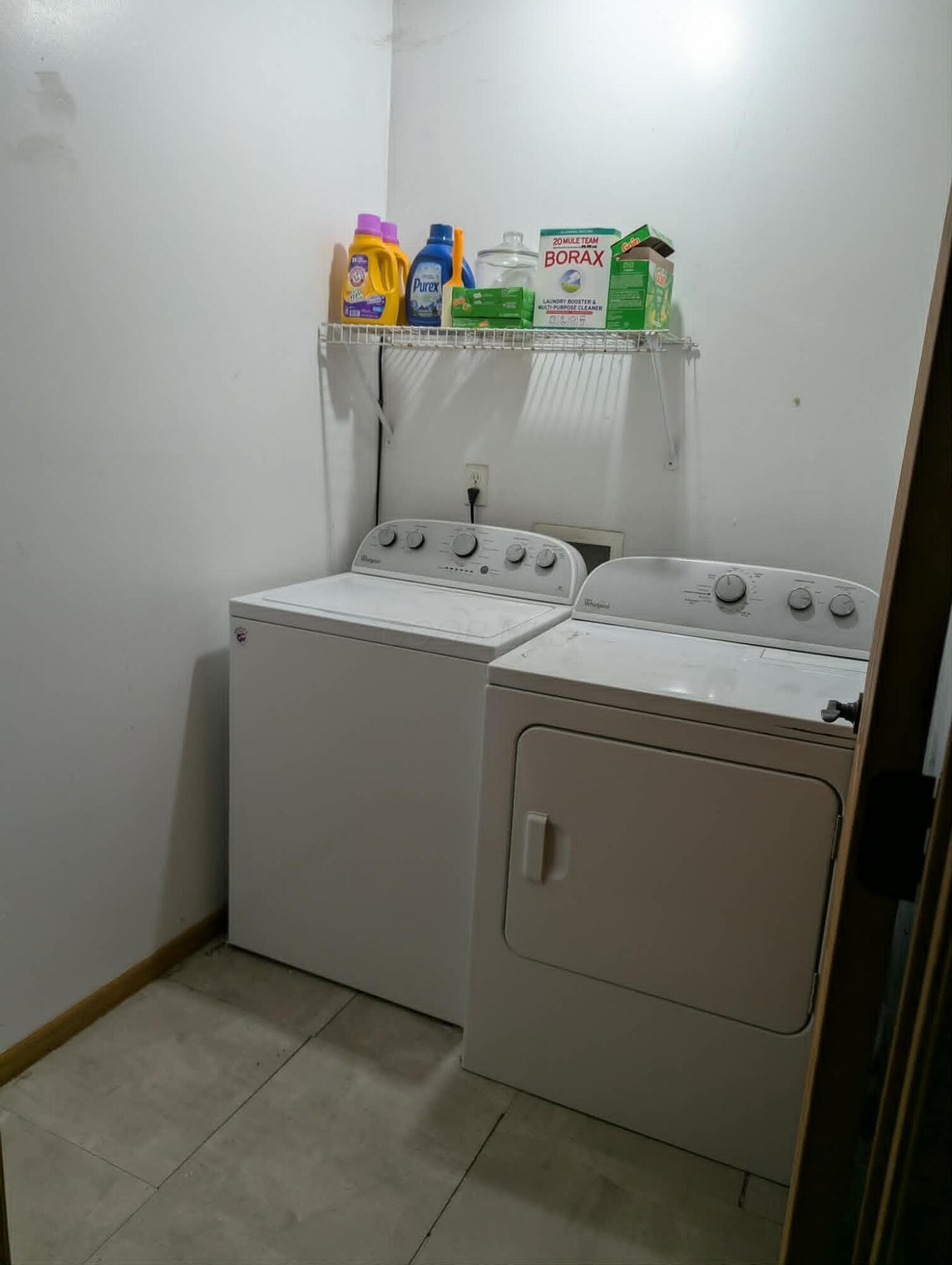 115 Grand Ridge Road Howard, OH 43028 - Photo 11 of 24 Laundry room