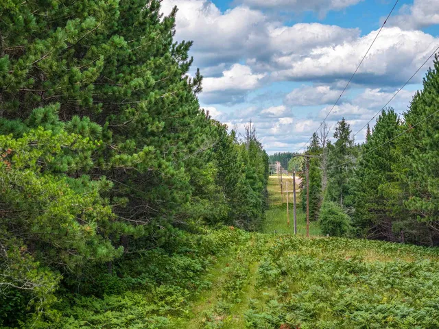 $240,000 | 21 Babbitt Mn 55706, Babbitt, MN 55706