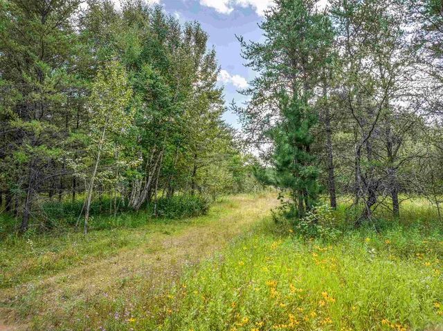 $240,000 | 21 Babbitt Mn 55706, Babbitt, MN 55706