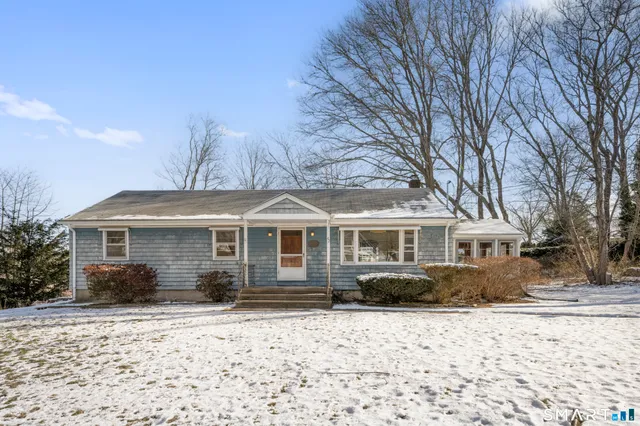 $499,000 | 42 Clift Lane, Groton, CT 06355