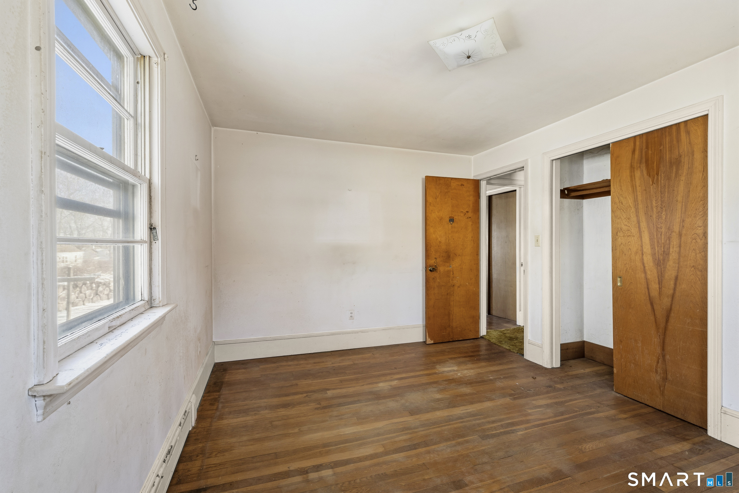 42 Clift Lane Groton, CT 06355 - Photo 16 of 36