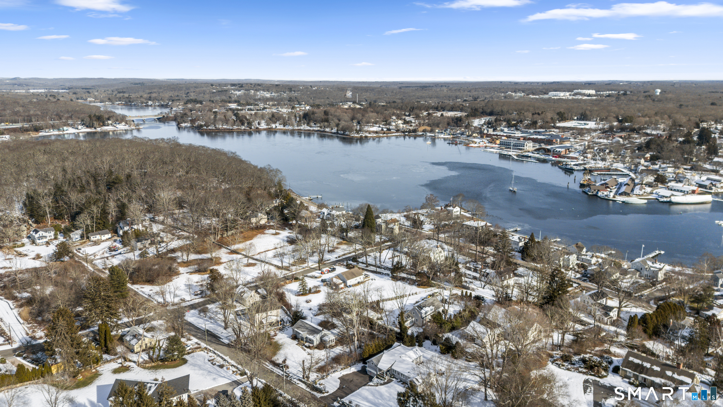 42 Clift Lane Groton, CT 06355 - Photo 25 of 36