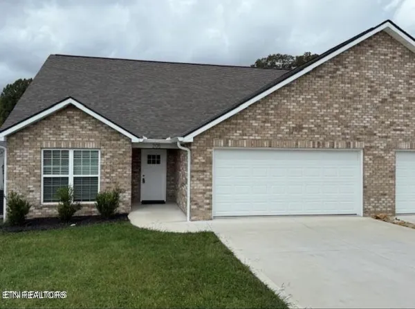 $2,200 | 205 Amerine Road, Maryville, TN 37804