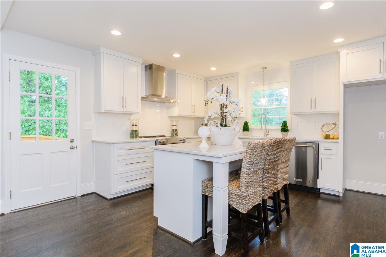 3748 Rockhill Road Birmingham, AL 35223 - Photo 10 of 36