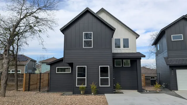 $2,650 | 2220 Yellow Jacket Lane, Unit 2, Austin, TX 78741