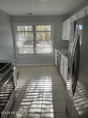 $2,800 | 15 White Oak Court, Howell, NJ 07731