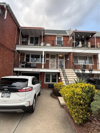 $3,100 | 83-13 149th Avenue, Unit 3 | Lindenwood