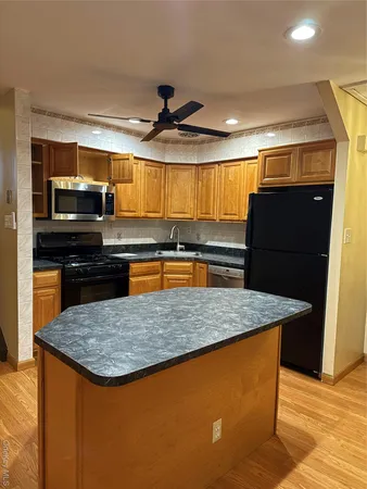 $3,100 | 83-13 149th Avenue, Unit 3 | Lindenwood