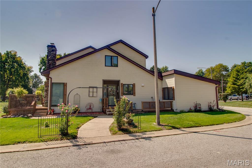 522 North Springfield Street, Unit 8 Virden, IL 62690 - Photo 12 of 64 Gallery Image 12